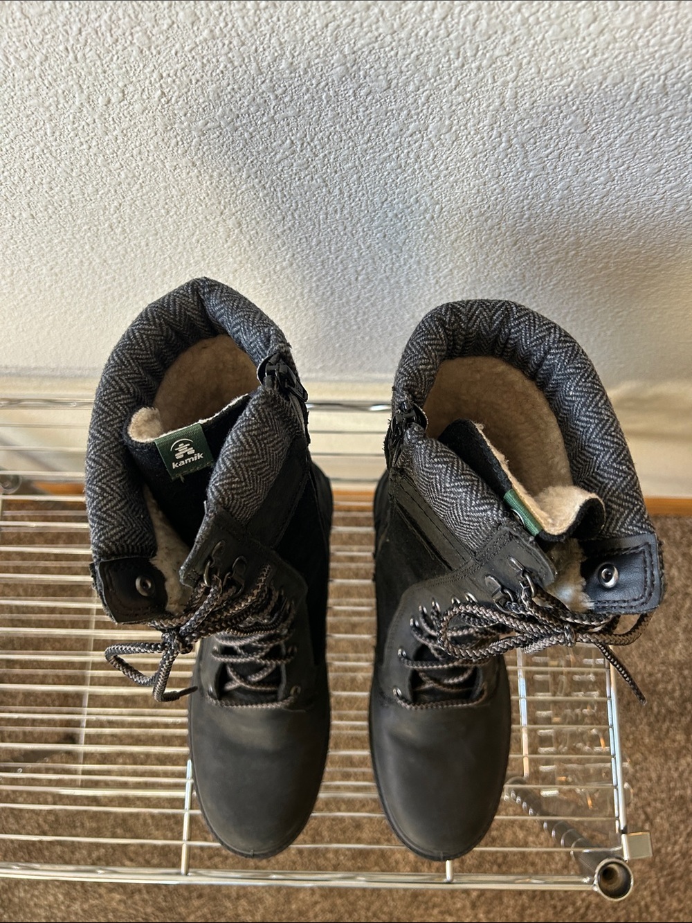 New Kamik Rogue9 Black Lace-Up Women's Waterproof Boots, Size 8 - Picture 11 of 14